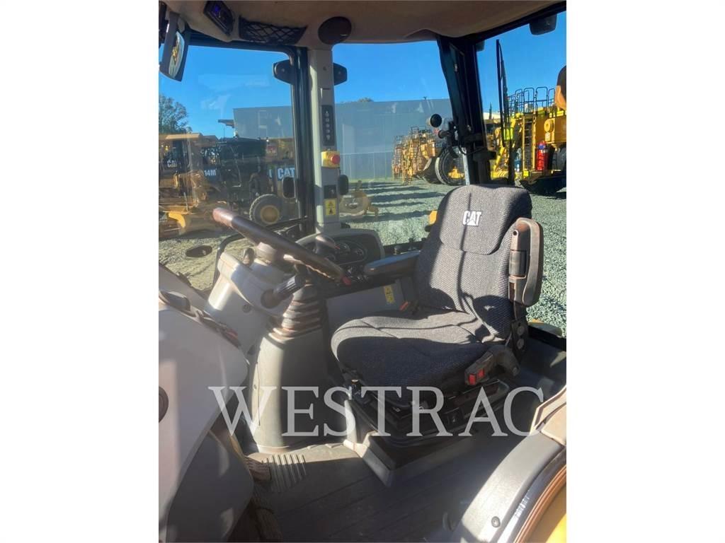 CAT 432F2LRC 백호로더