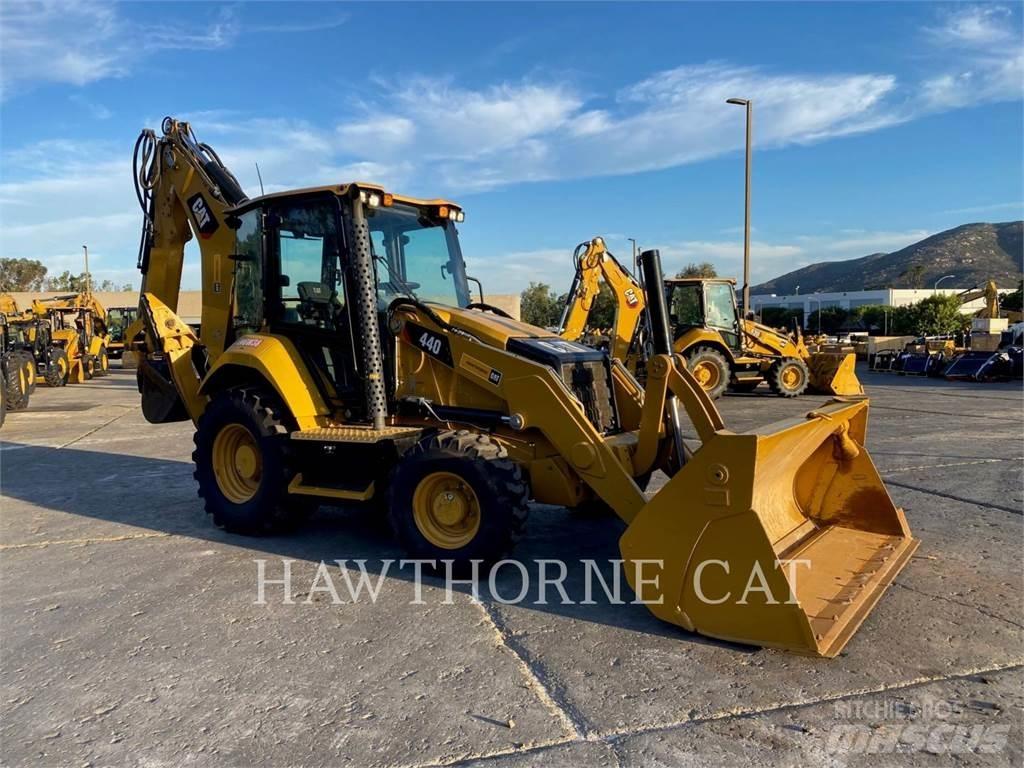 CAT 440 백호로더
