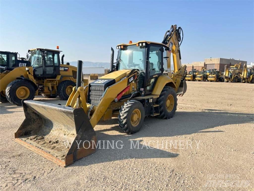 CAT 440 백호로더