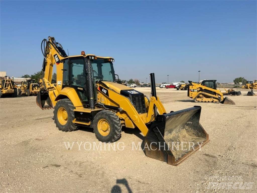 CAT 440 백호로더