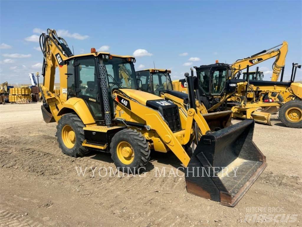 CAT 440 백호로더