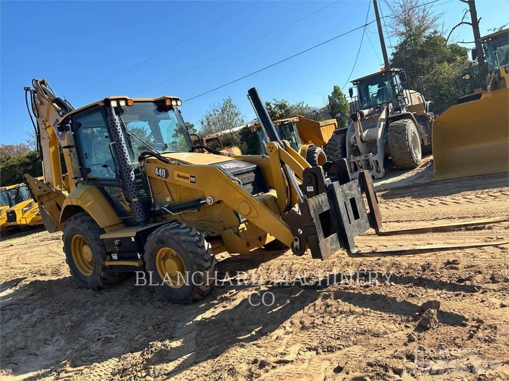 CAT 440 백호로더