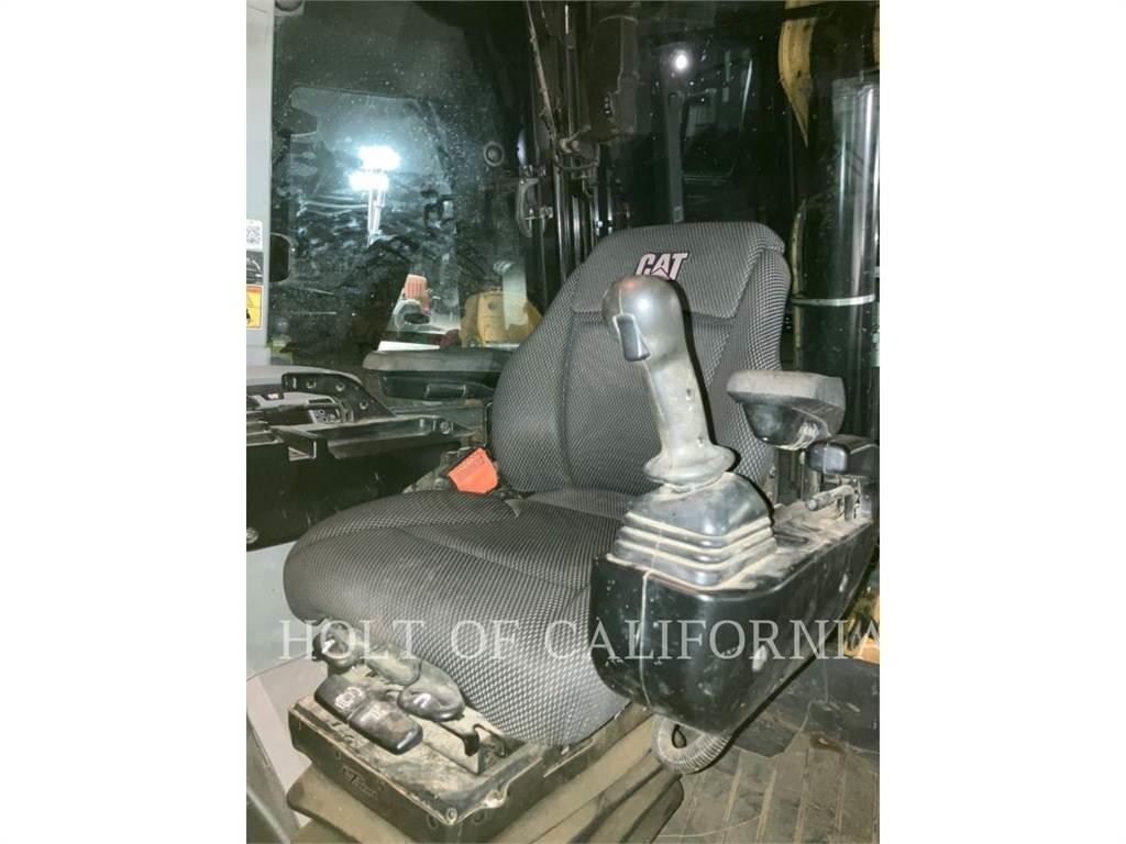 CAT 440 백호로더