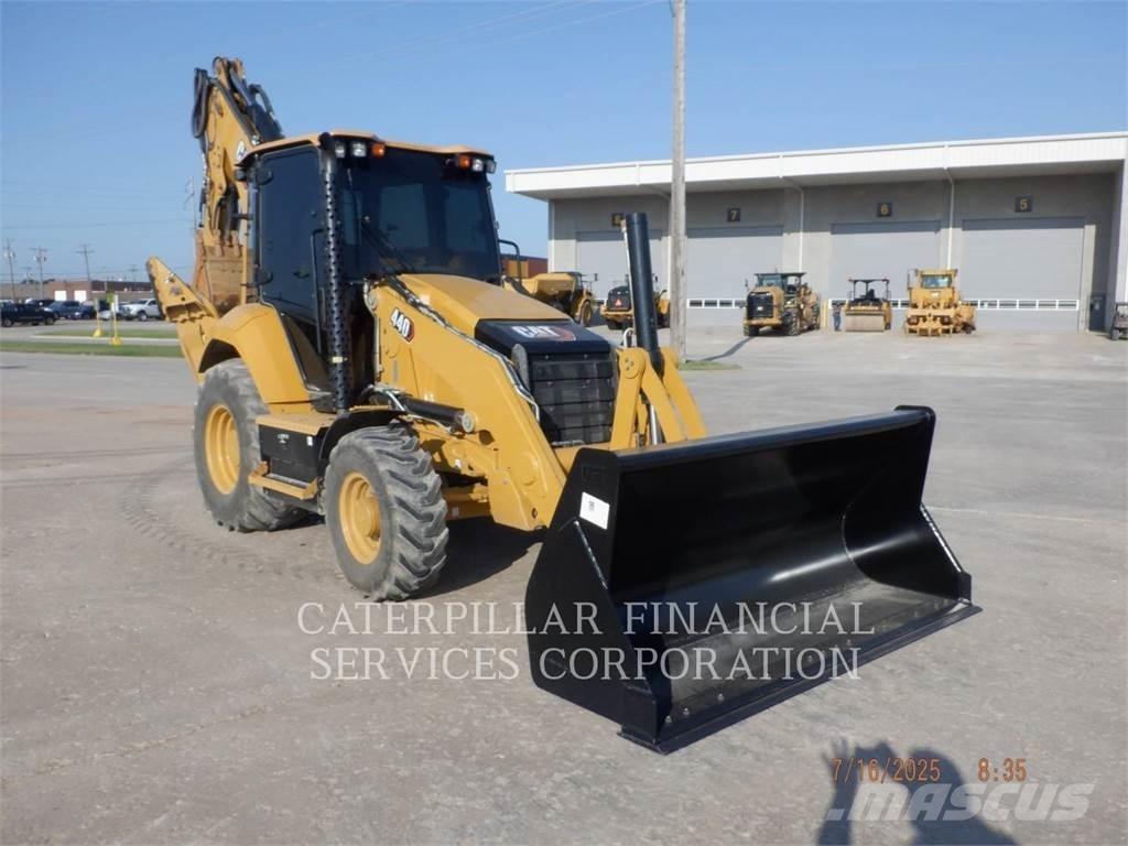 CAT 440-07 백호로더