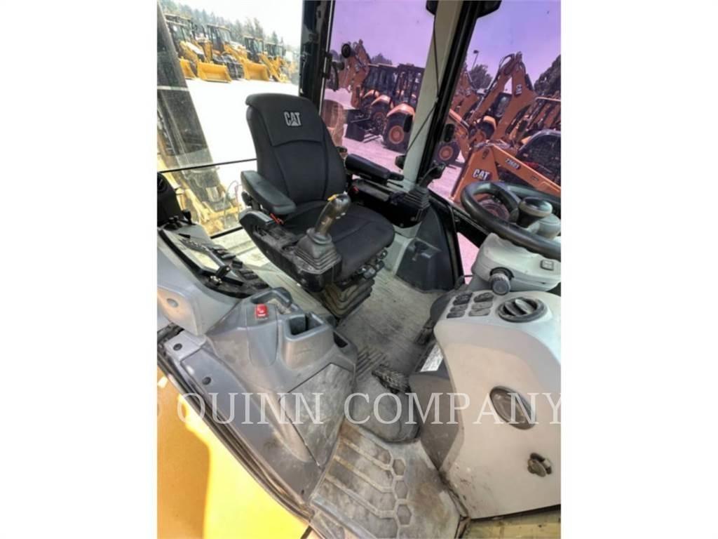 CAT 450 백호로더