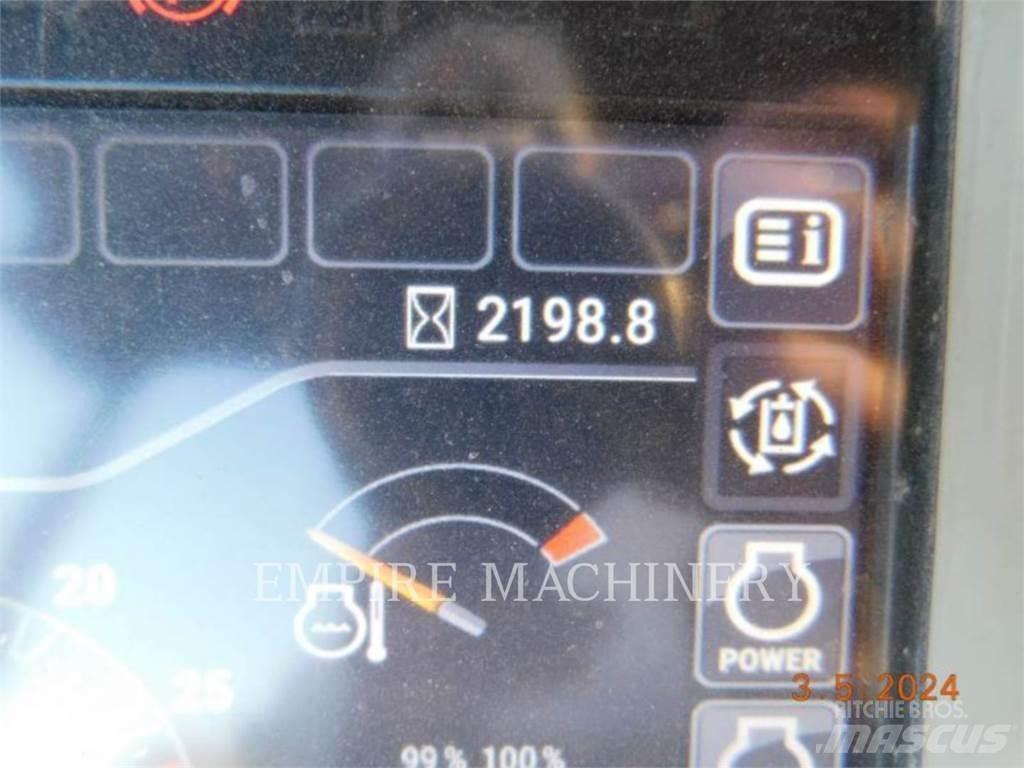 CAT 450-074EOP 백호로더