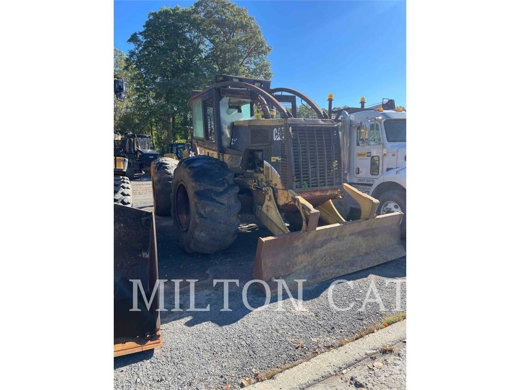 CAT 525B 목재스키더