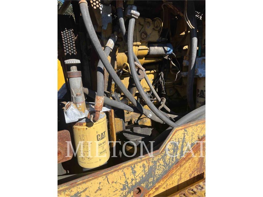 CAT 525B 목재스키더