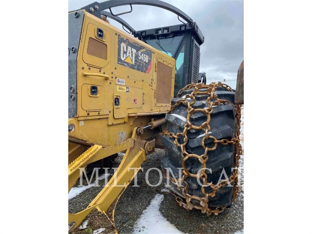 CAT 545D 목재스키더