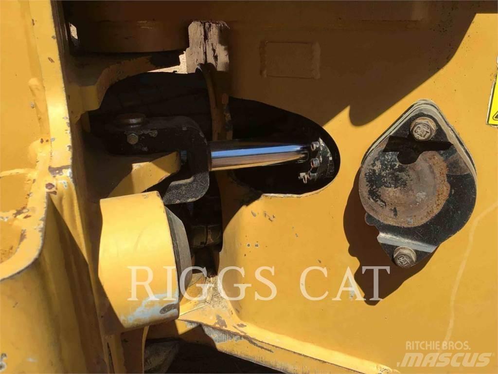 CAT 563C 팰러번처