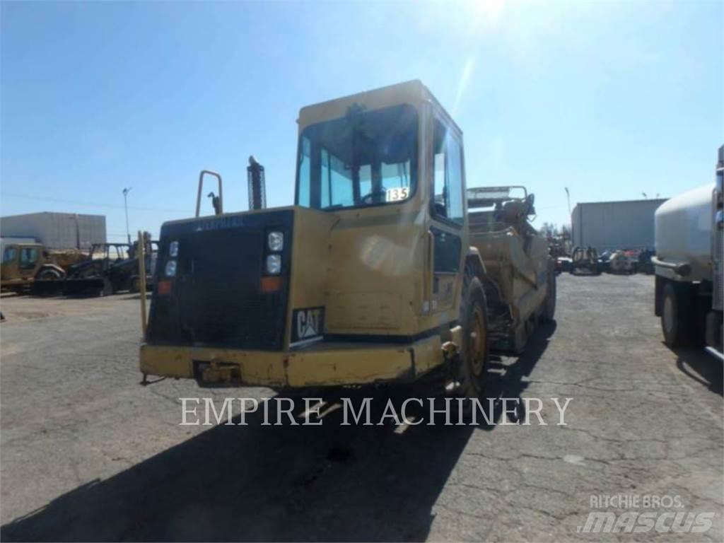 CAT 613C 스크레이퍼