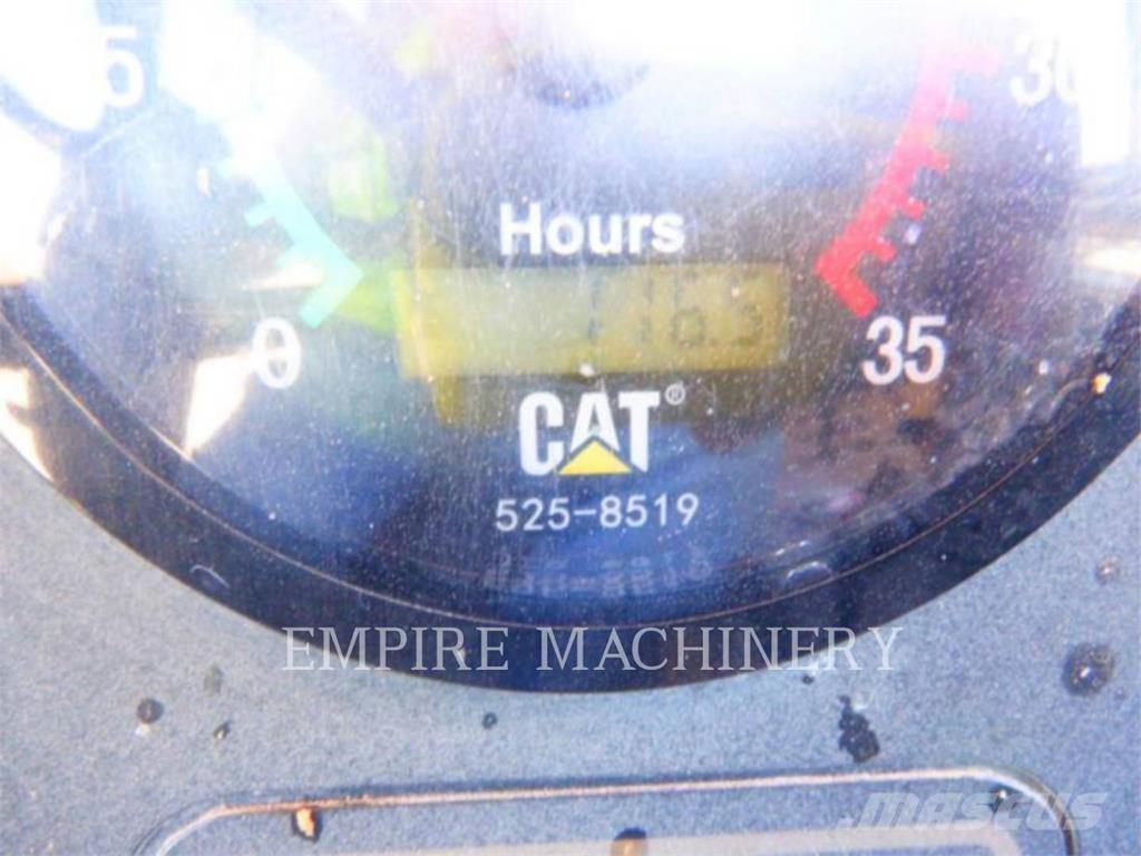 CAT 613C 스크레이퍼