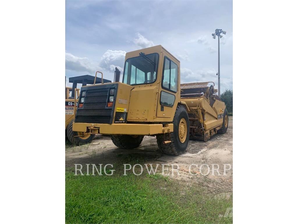 CAT 613C 스크레이퍼