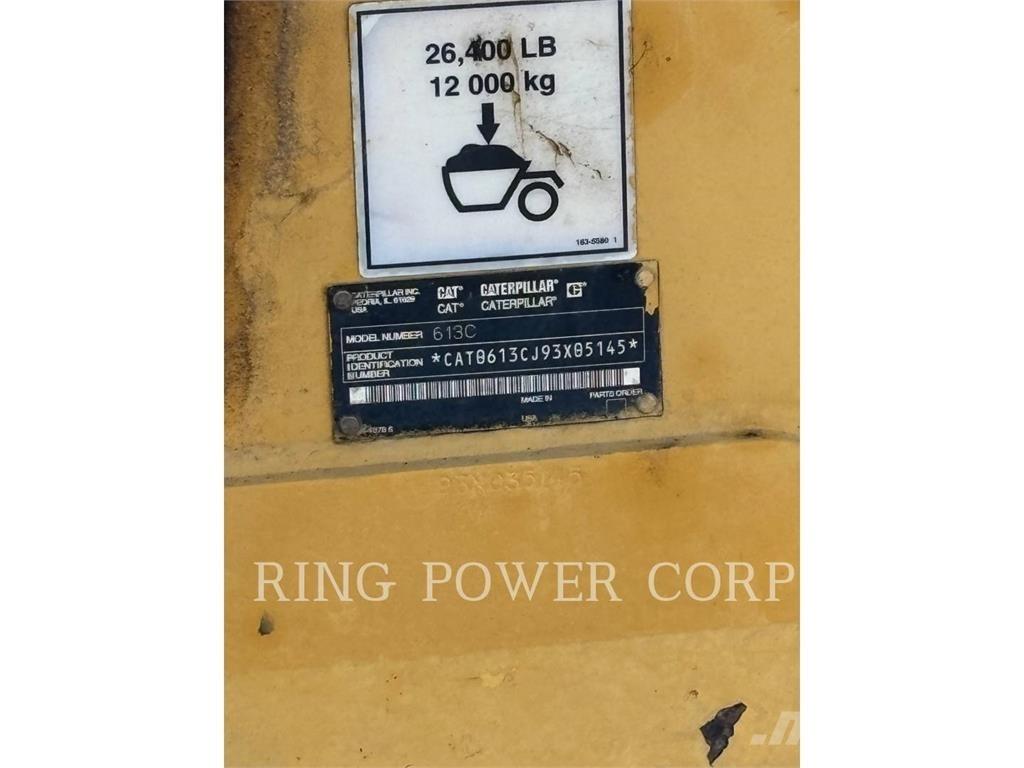 CAT 613C 스크레이퍼