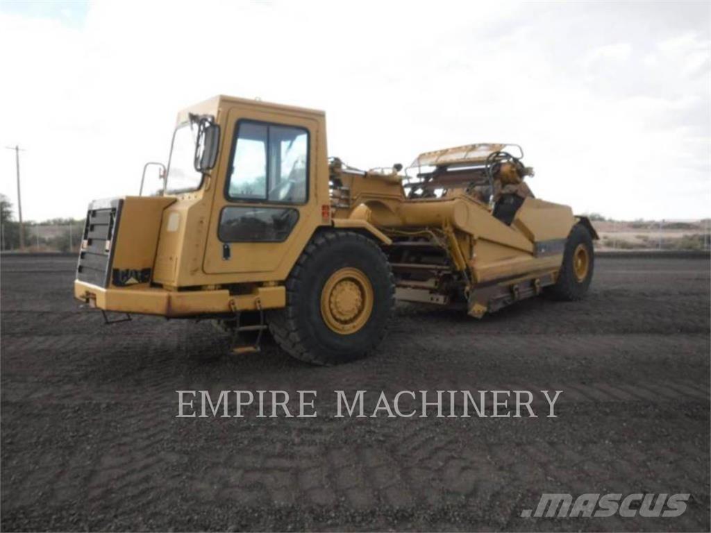 CAT 613C 스크레이퍼