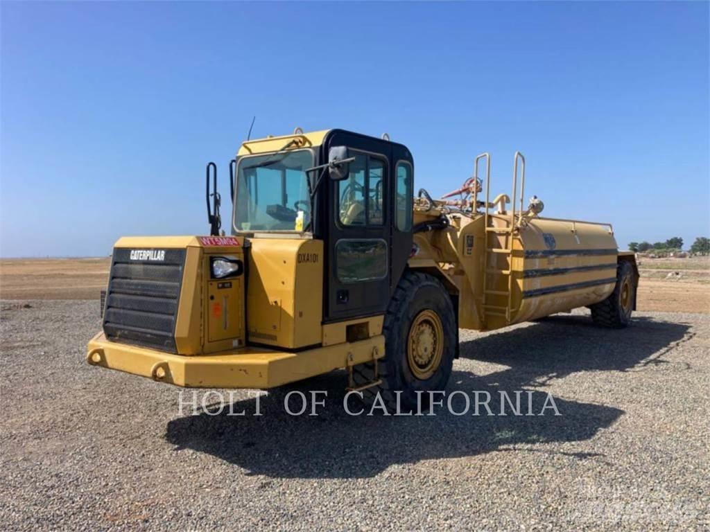 CAT 613G WT 탱커 트럭