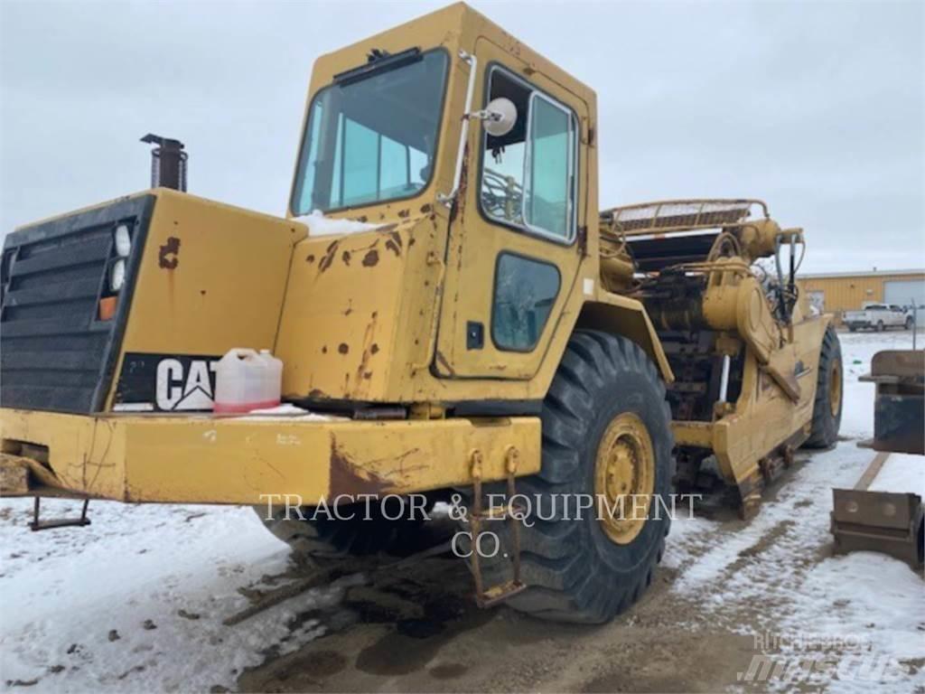 CAT 615C 스크레이퍼