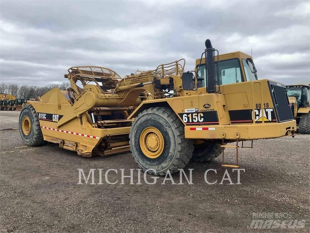 CAT 615C 스크레이퍼