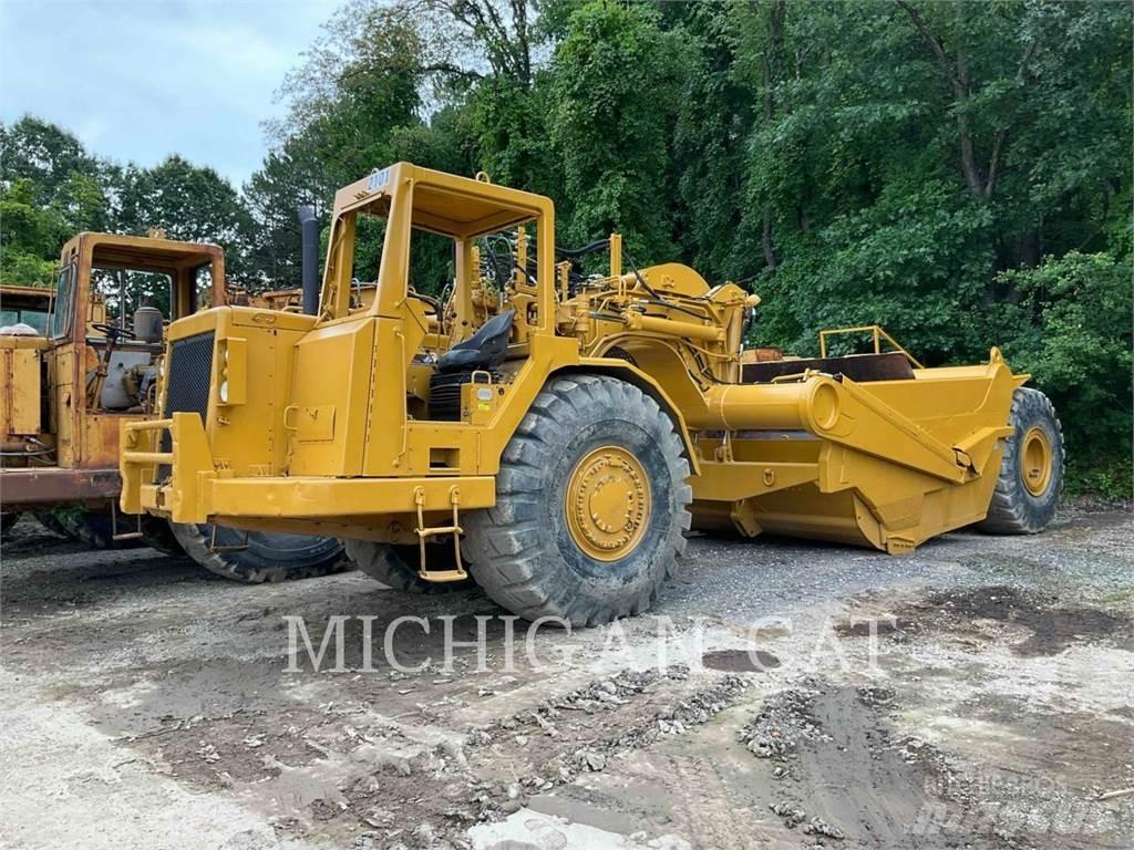 CAT 621E 스크레이퍼