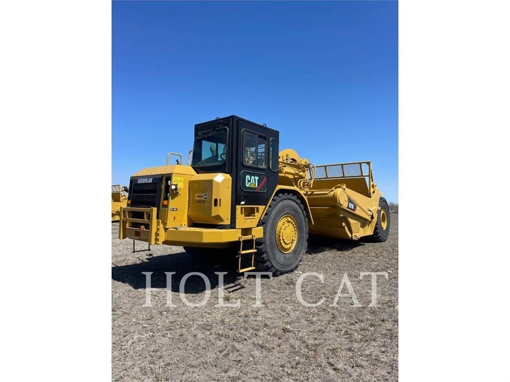 CAT 621G 스크레이퍼