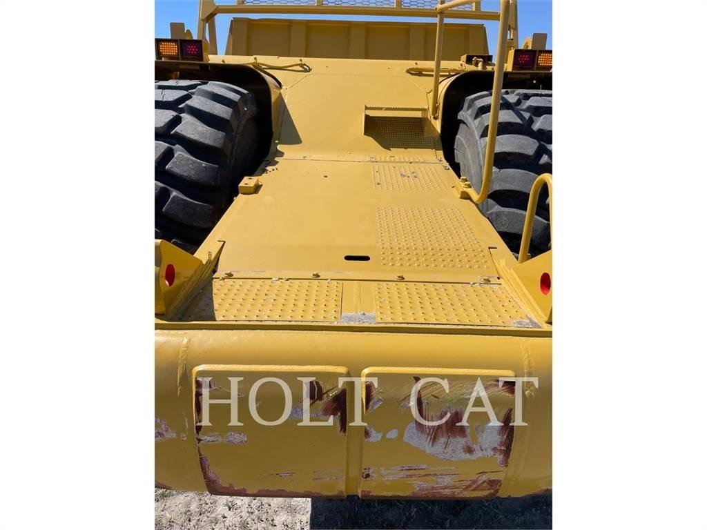 CAT 621G 스크레이퍼