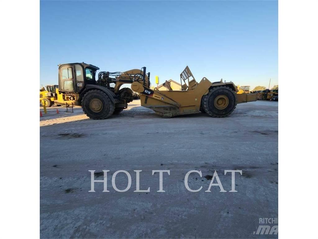 CAT 621K 스크레이퍼