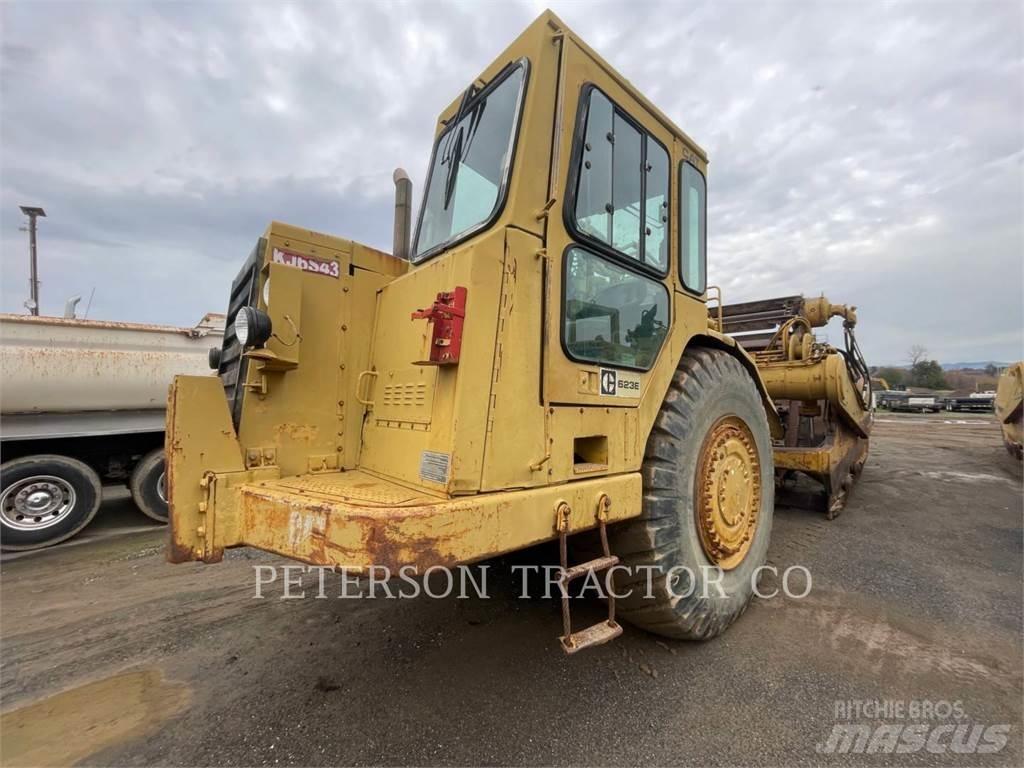 CAT 623E 스크레이퍼