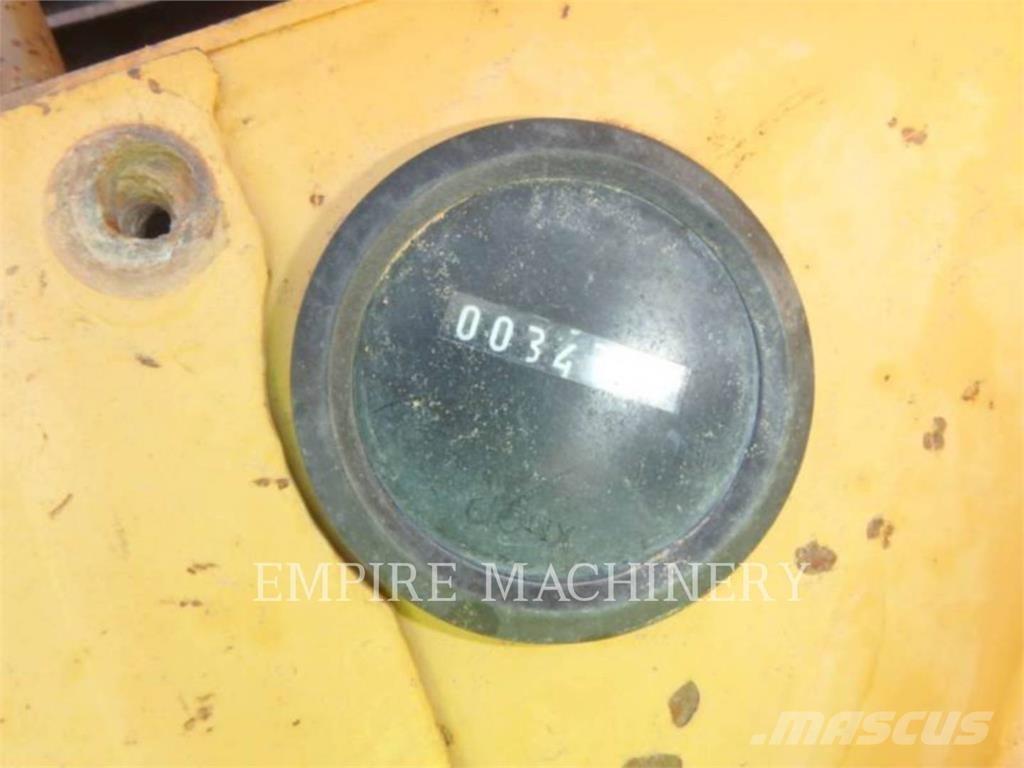 CAT 623E 스크레이퍼