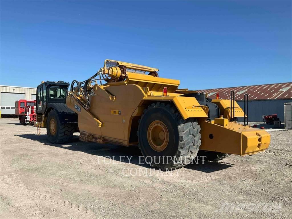 CAT 623K 스크레이퍼