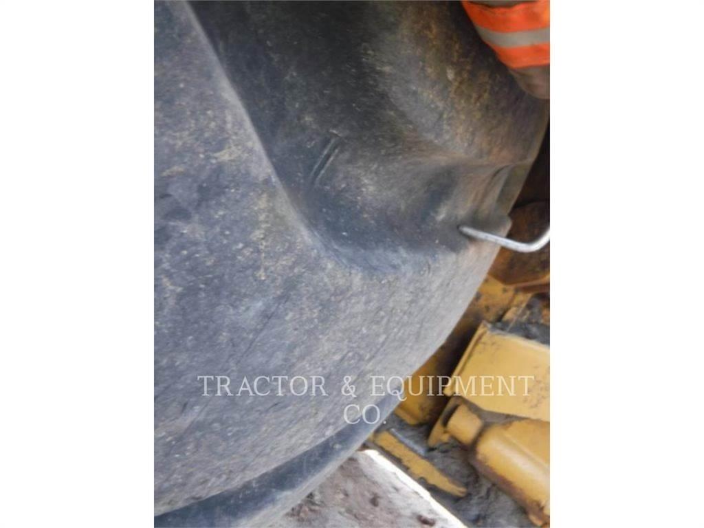 CAT 627E 스크레이퍼