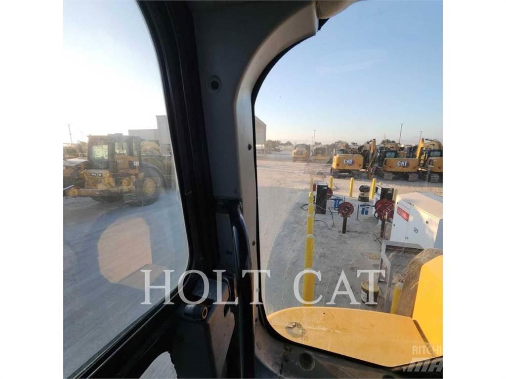 CAT 631K 스크레이퍼