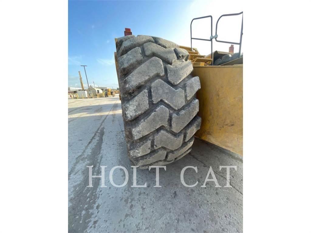 CAT 631K 스크레이퍼