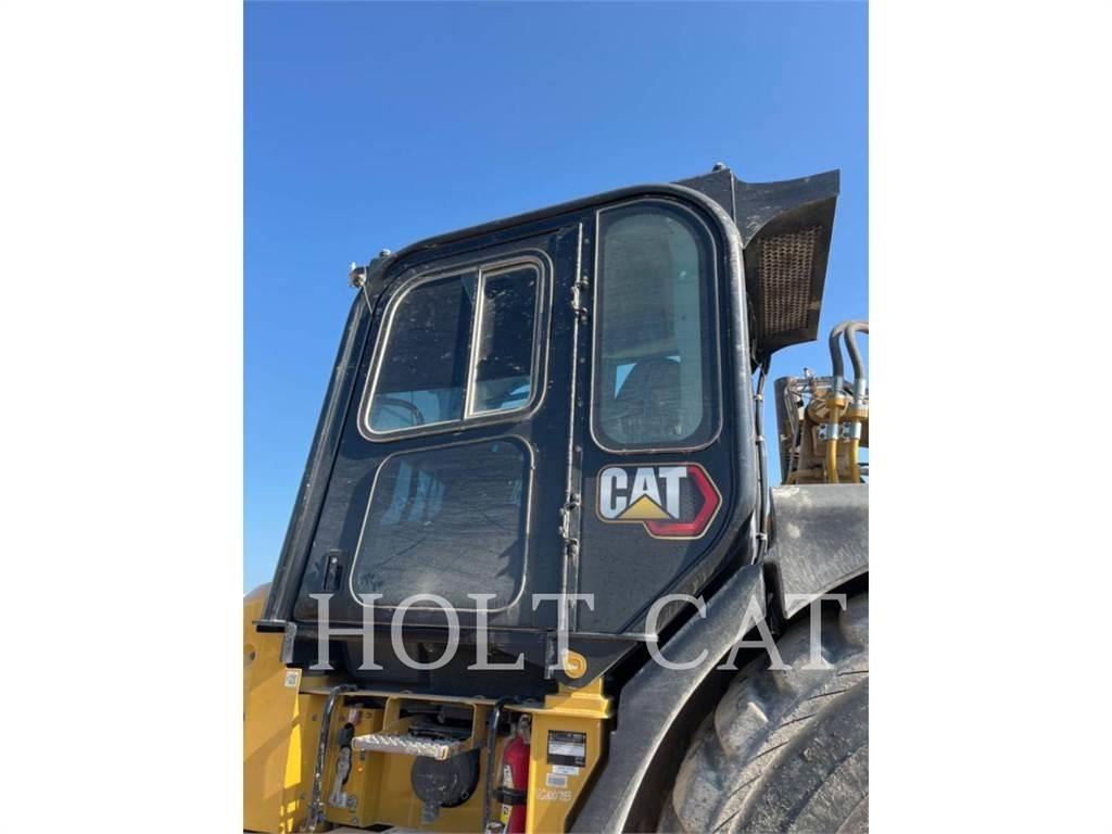 CAT 631K 스크레이퍼