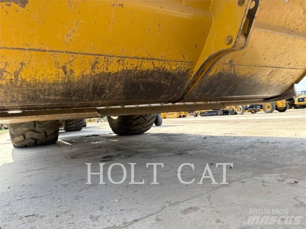CAT 631K 스크레이퍼