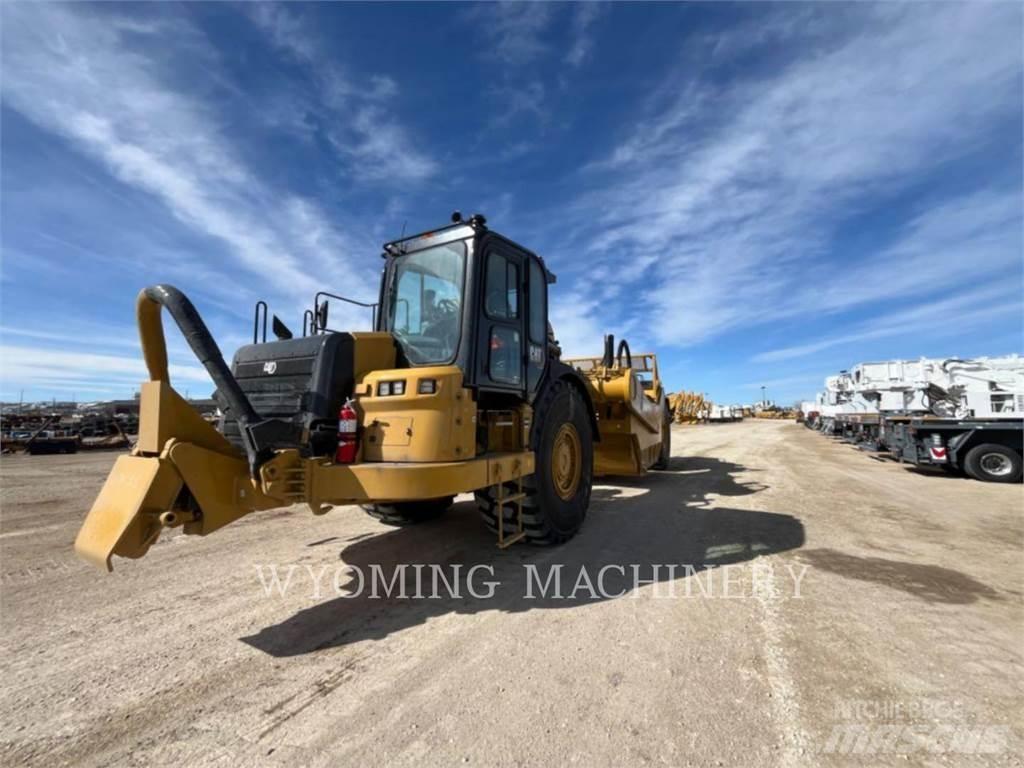 CAT 637 스크레이퍼