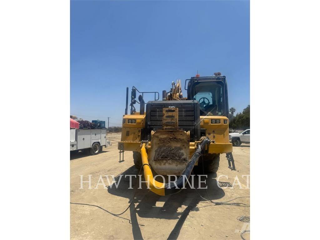 CAT 657 스크레이퍼