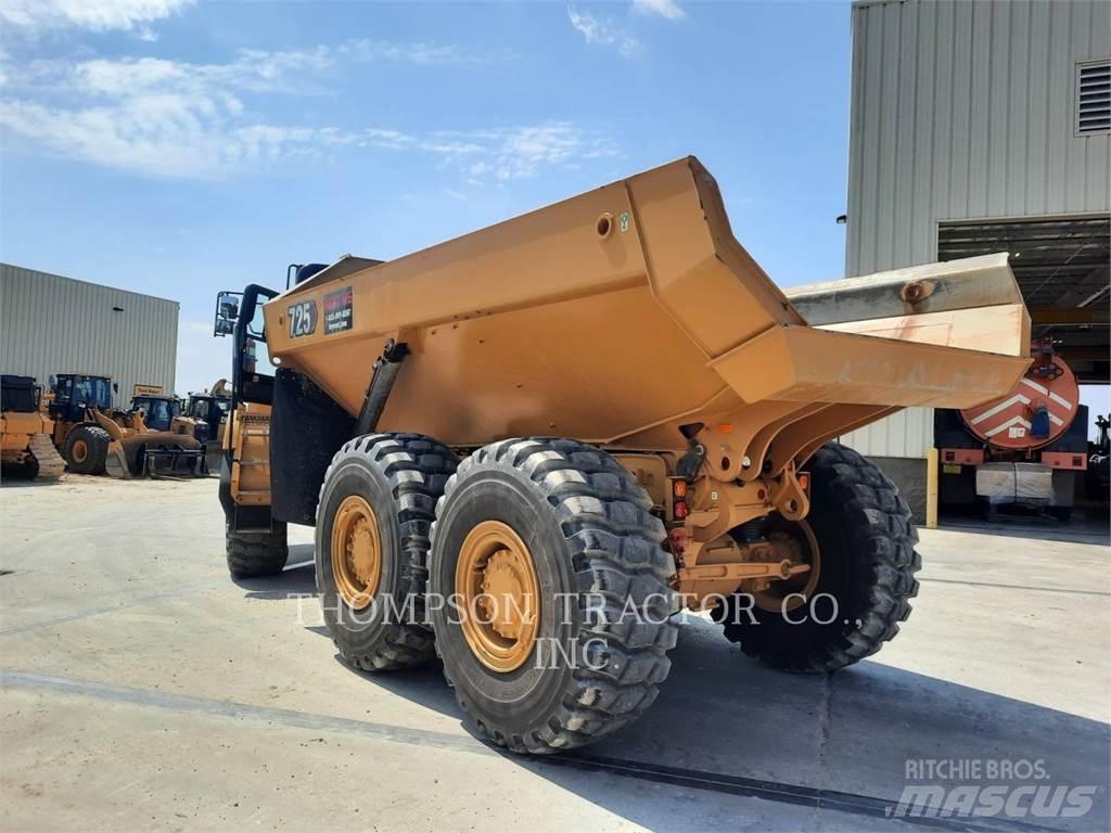 CAT 725 연결식 홀러