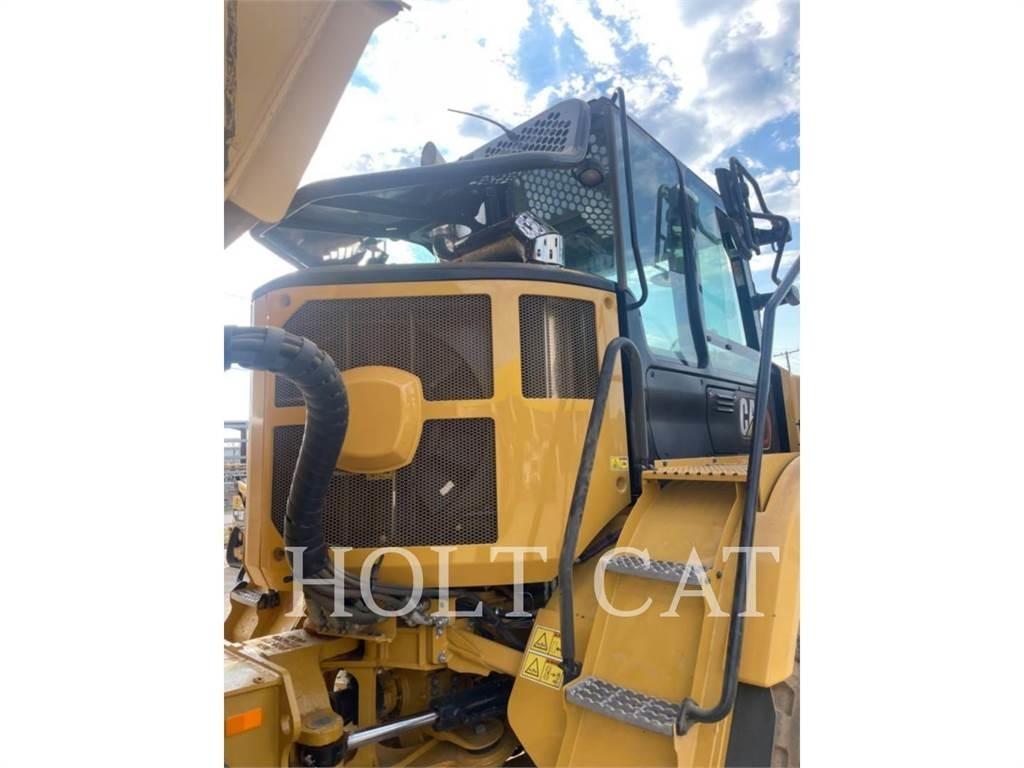 CAT 725 연결식 홀러