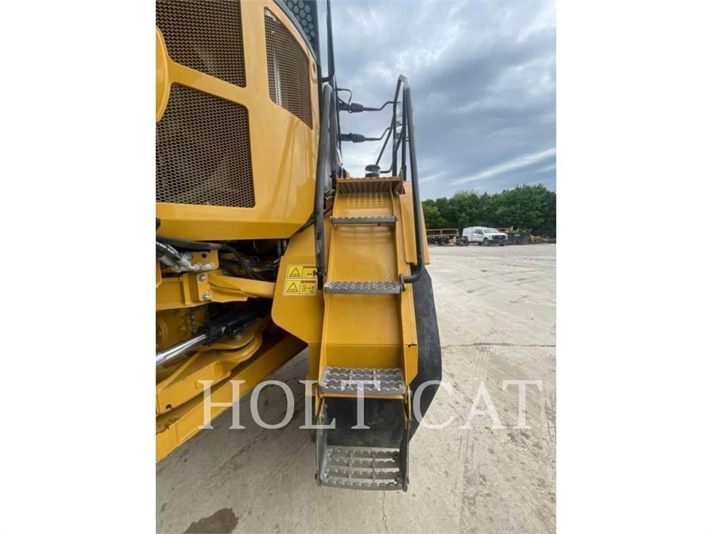CAT 725 연결식 홀러