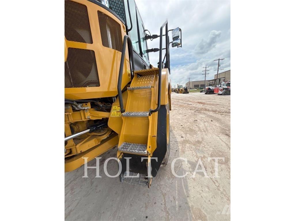 CAT 725 연결식 홀러