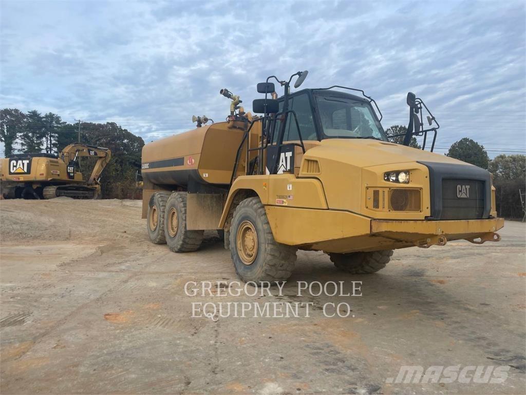 CAT 725 C 연결식 홀러