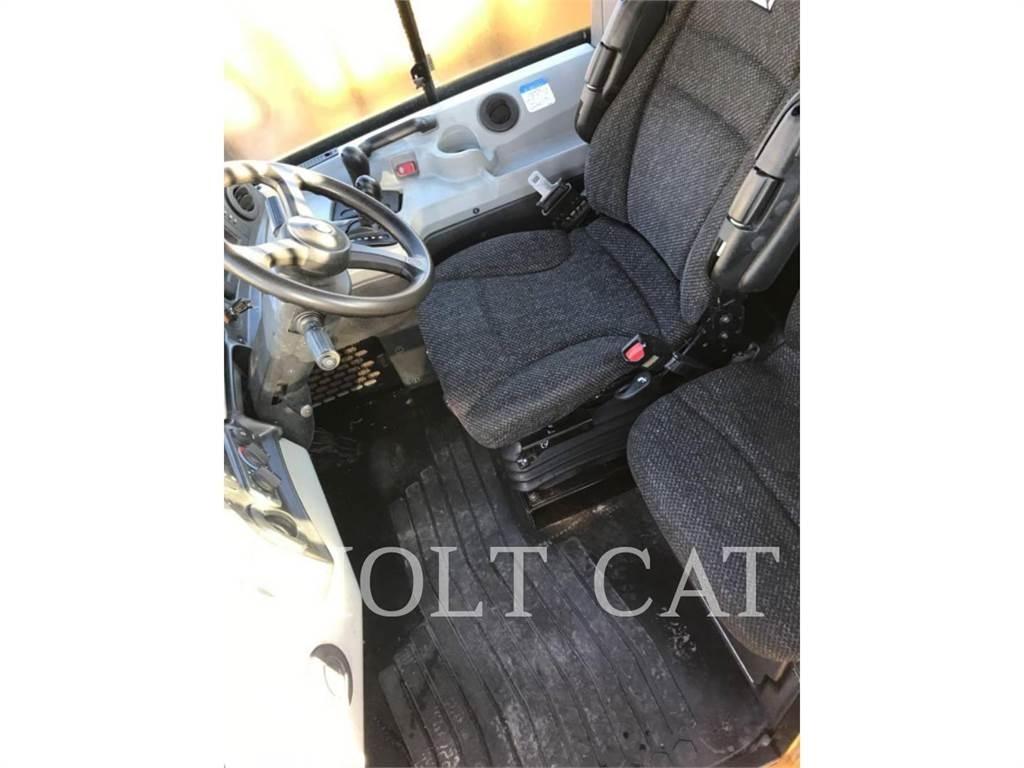CAT 725C 연결식 홀러