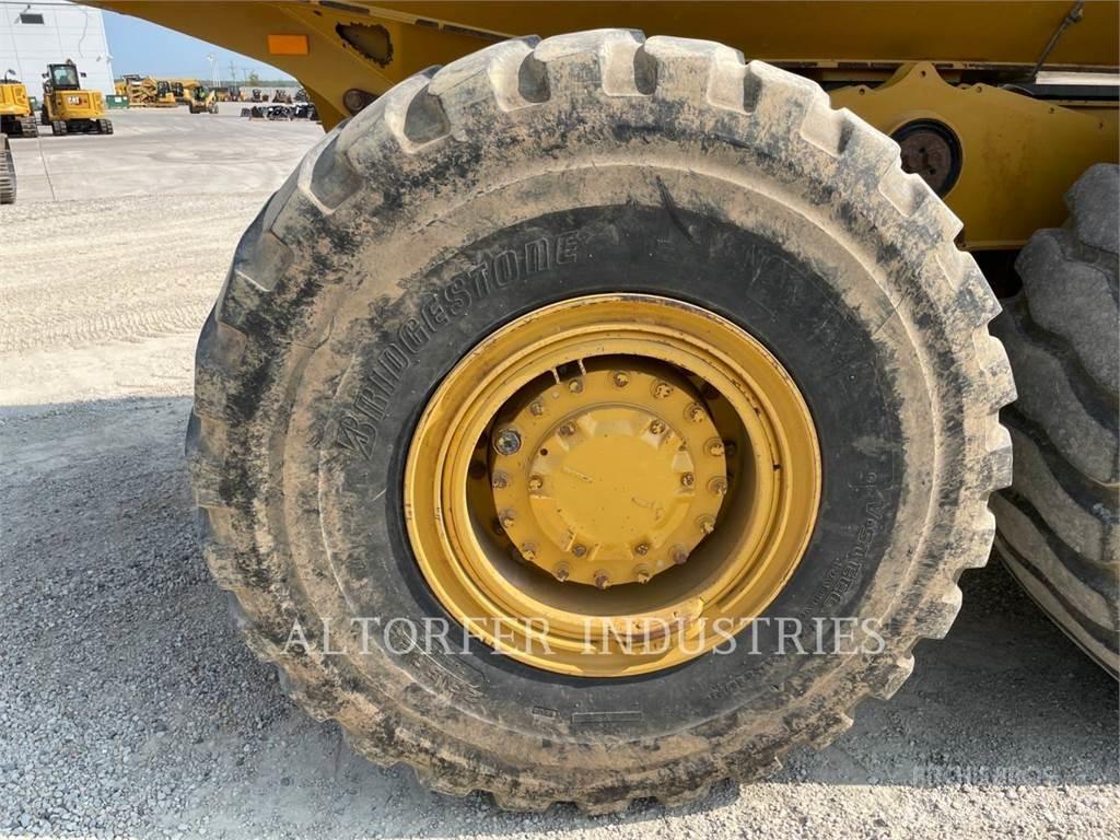 CAT 725C2 연결식 홀러