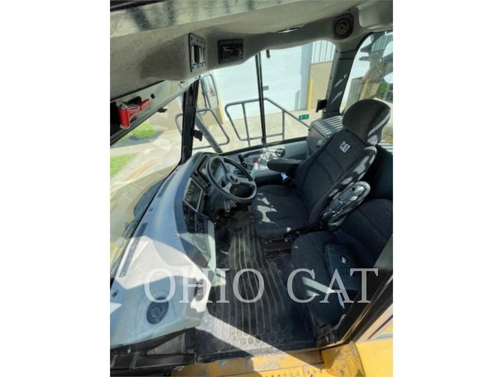 CAT 725C2 연결식 홀러