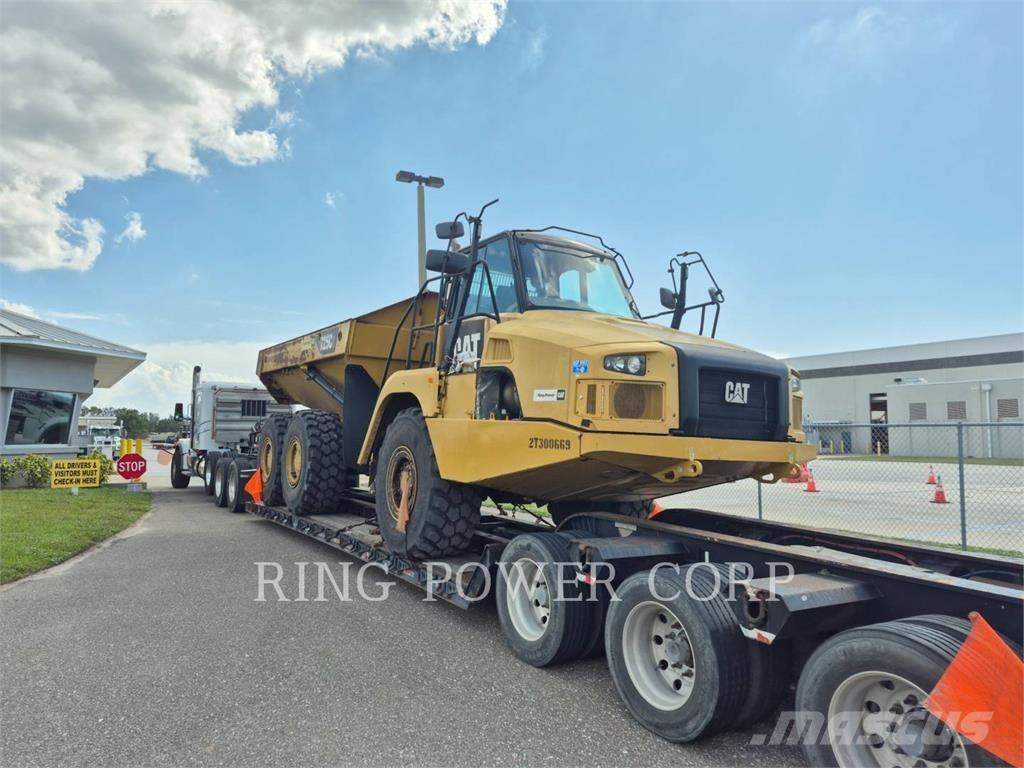 CAT 725C2TG 연결식 홀러