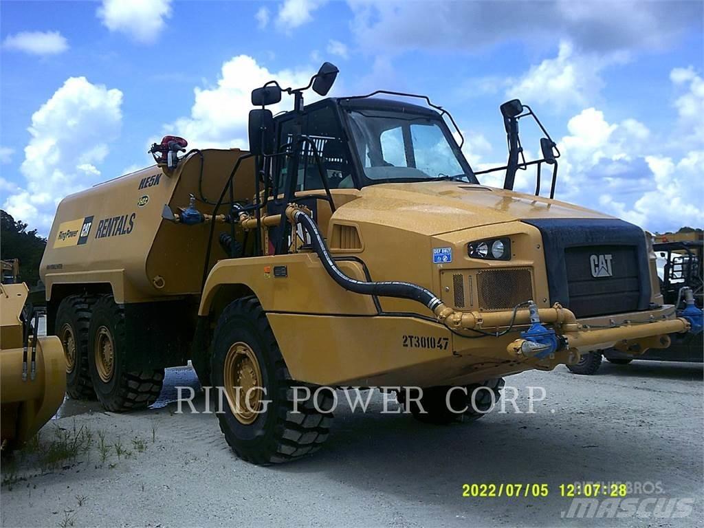 CAT 725C2WW 탱커 트럭