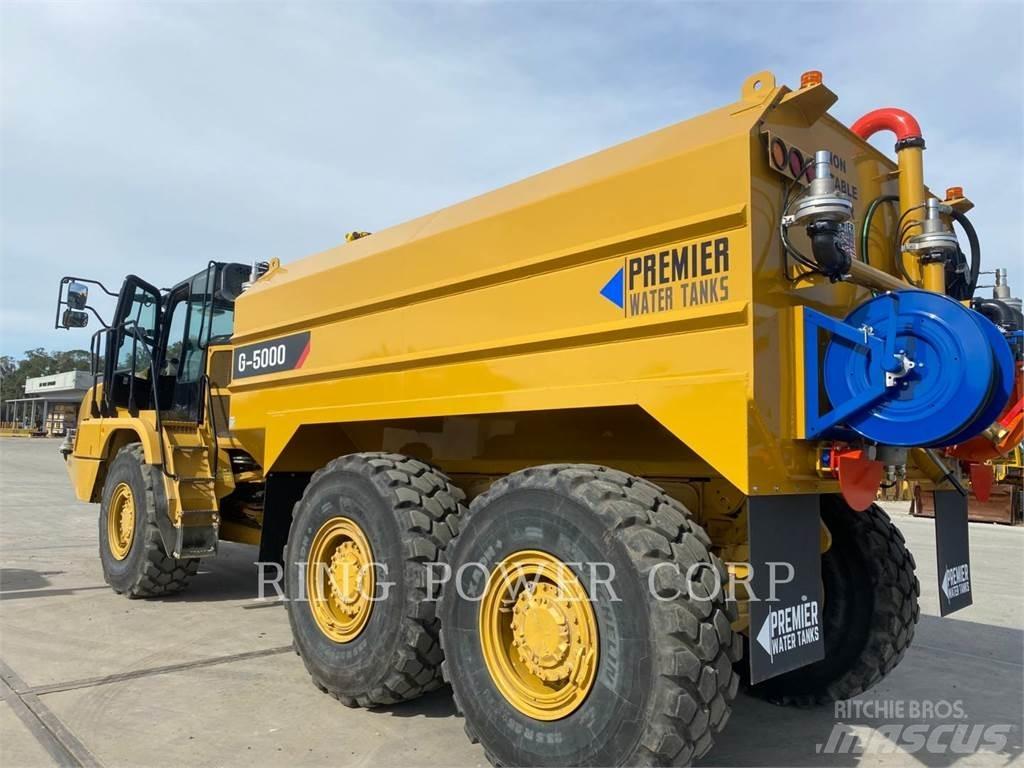 CAT 725WW 탱커 트럭