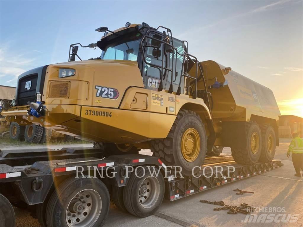CAT 725WW 탱커 트럭