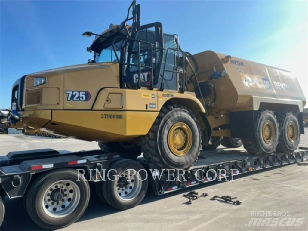 CAT 725WW 탱커 트럭