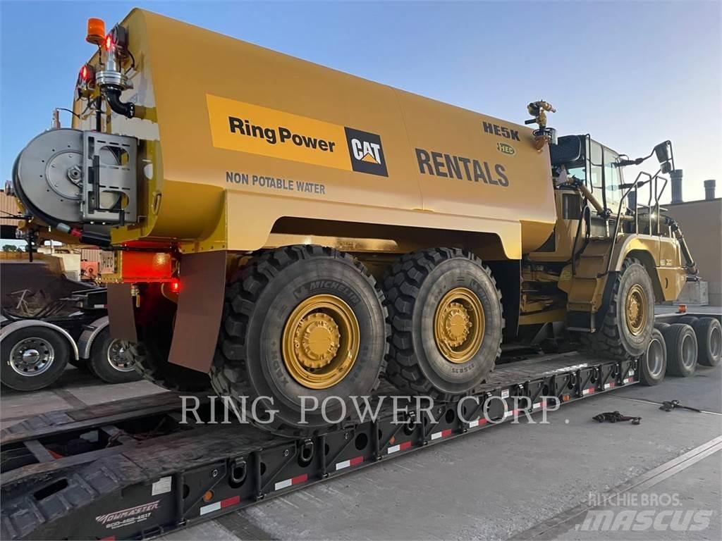 CAT 725WW 탱커 트럭